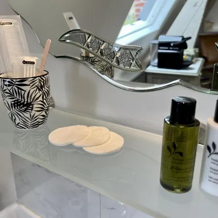 Entre Terre Et Estuaire & Frühstückspension La Rivière-Saint-Sauveur